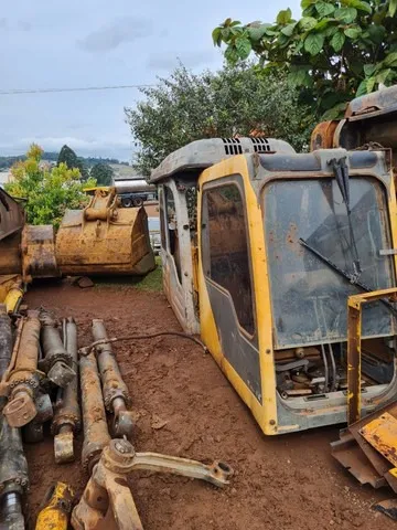 Sucata de Escavadeira Hidraulica Hyundai 210