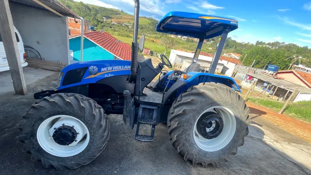 Trator New Holland 
