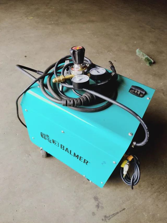 Vendo MIG 210 Balmer - Nova