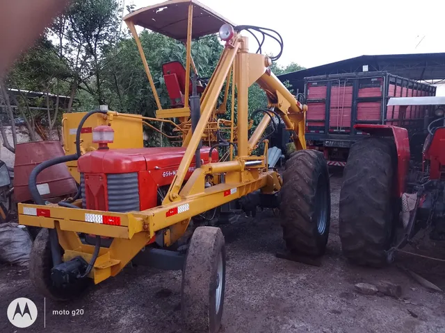 Trator 65r com carregadeira 