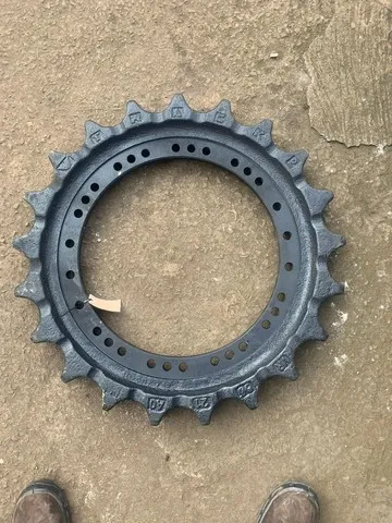 Roda Motriz Escavadeira Hyundai 210 81EM-10010