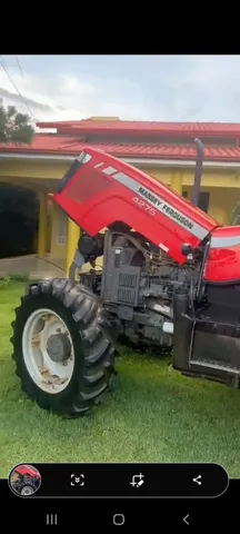 Trator Massey Ferguson. 4275