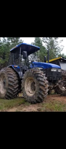 Trator newhollad ou valtra 785 