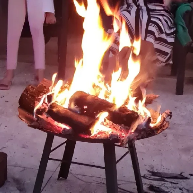 lenha para churrasco, fogueira, fogo de chão, parrila, costelão, braseiro, pira, pizza