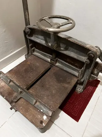 Guilhotina industrial FUNTIMOD