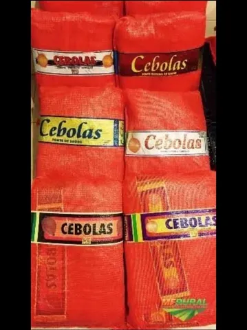Telas de cebolas e batatas 