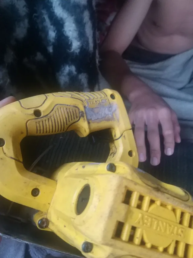 Vendo Maguita com defeito valor 40 real