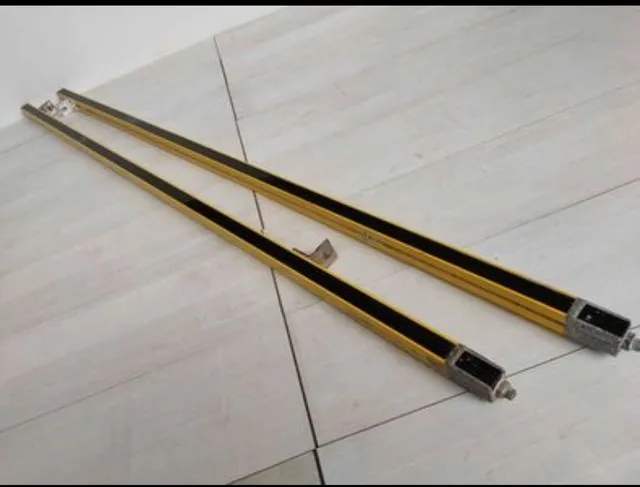 Cortina de luz industrial Leuze MLC500T40-1500