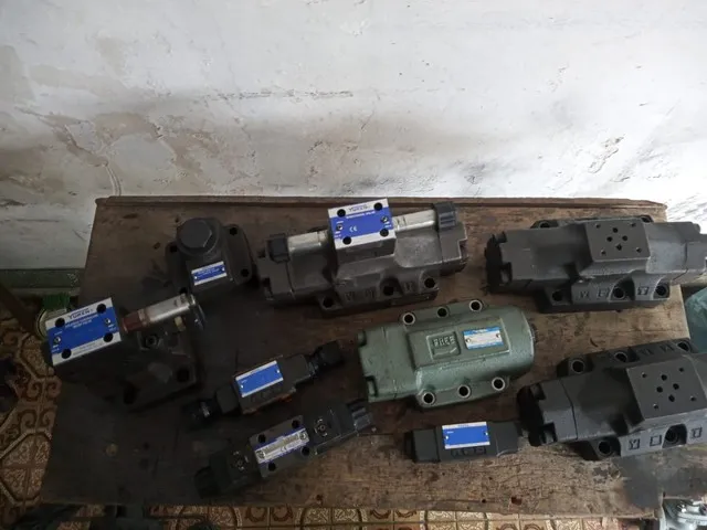 Lote de valvulas hidráulica
