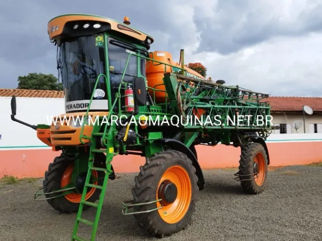 Pulverizador Imperador 3100 Ano 2017 com 4.000 Hrs, 4x4, GPS e Piloto, 30 Metros.