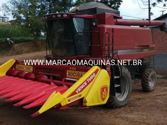 Case 2566 Ano 2015 Motor NOVO e 2.800 Hrs rotor, Kit feijão, 25 Pés mais 11x45cm.