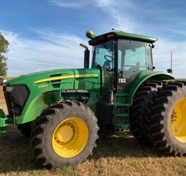 John Deere 7225 j ano 2014.