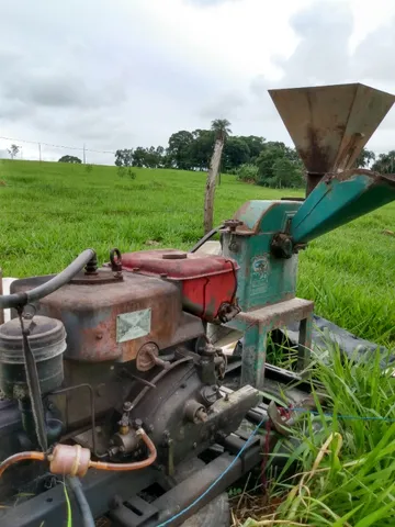 Motor yanmar b10 com triturador e forrageira