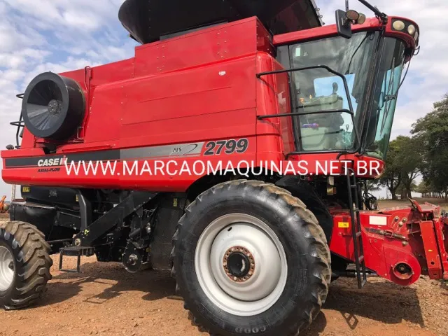 Case 2799 Ano 2014 com 5.700 Hrs motor e 3.800 Hrs rotor, Plataforma 35 Pés caracol