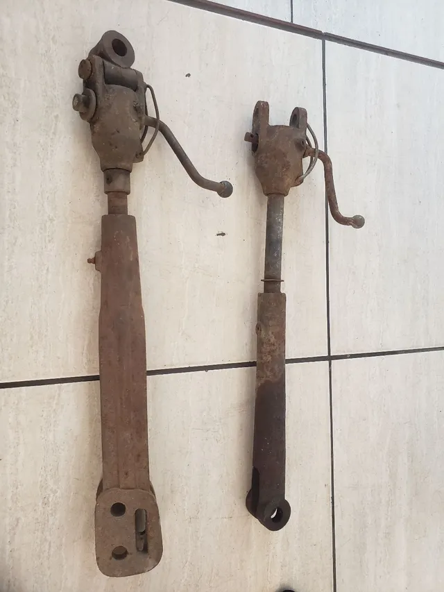 2 braços niveladores para braço hidráulico. 