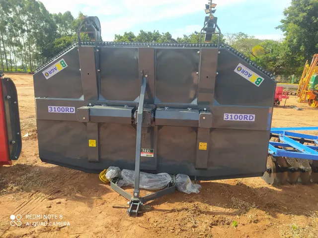 Roçadeira dupla 3100 nova