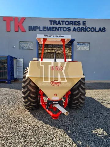 Semeadeira / Adubadeira Vicon Pendular 600 L - TK Tratores Nova Andradina - MS 
