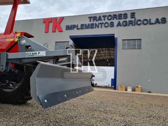 Plaina Traseira SR Nova - TK Tratores Nova Andradina - MS 