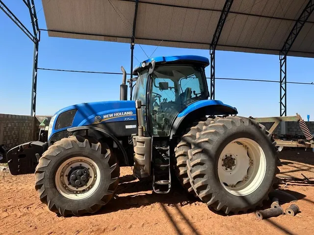 Trator New holland T7 205