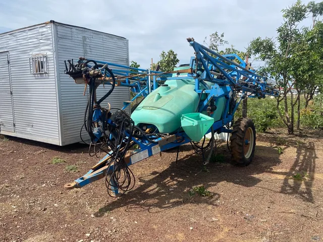 PULVERIZADOR 2000 litros Montana oportunidade preço baixo !