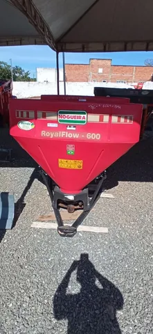 Distribuidor royalflow pendular 600 kg 