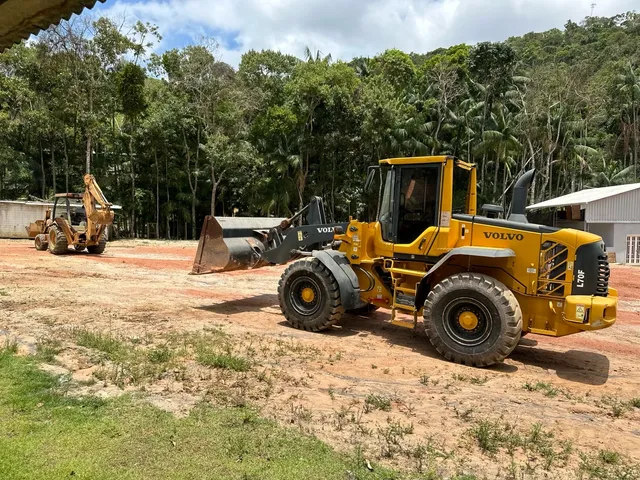 Pá carregadeira volvo L70