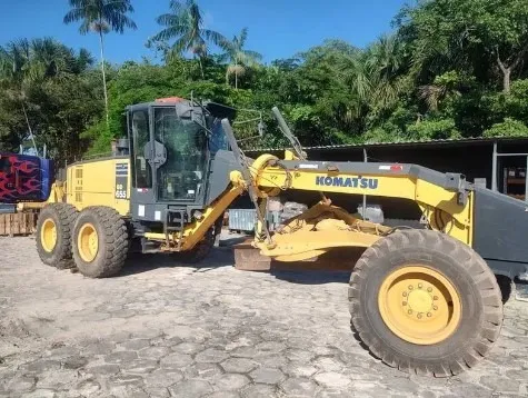 Motoniveladora Komatsu GD655-5 2012 ano 2012 Usada