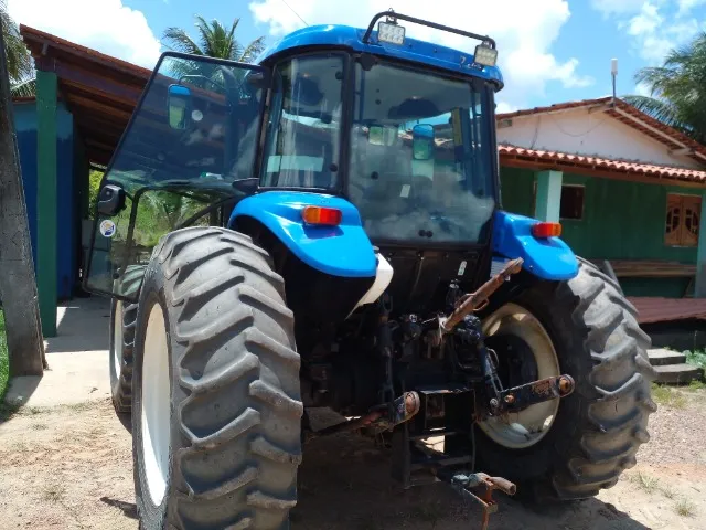 Trator Cabinado New Holland TL5.90