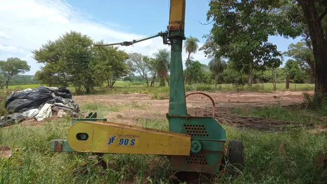 Ensiladeira JF 90 S