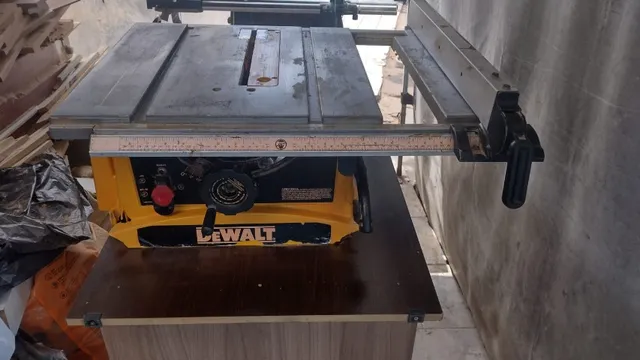 Serra de bancada DeWalt DWE7470-BR