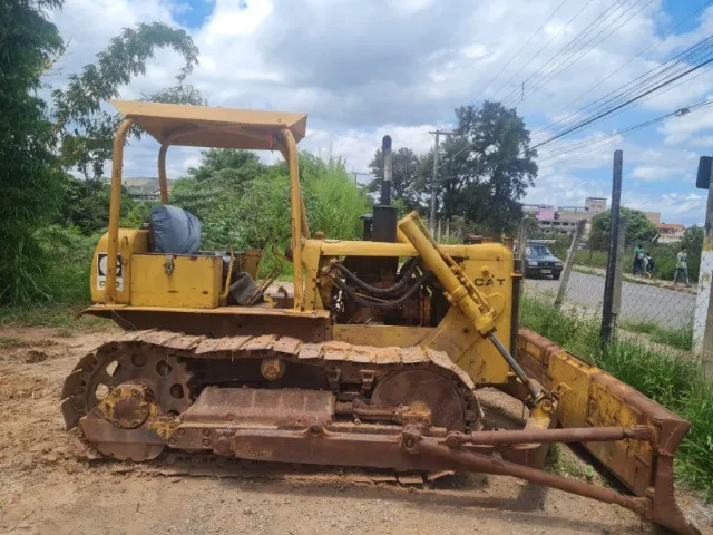 trator de esteira d4 1988