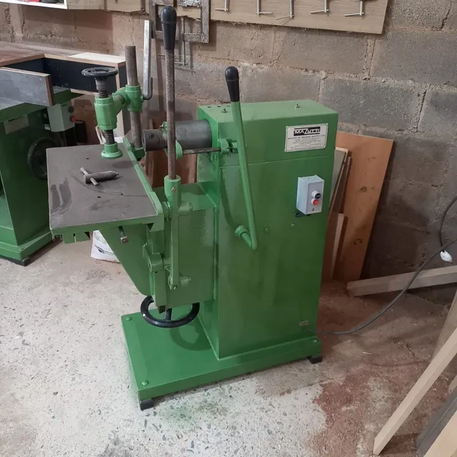 Furadeira horizontal mazutti
