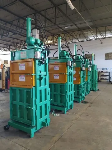 Prensa Hidráulica Enfardadeira para Reciclagem