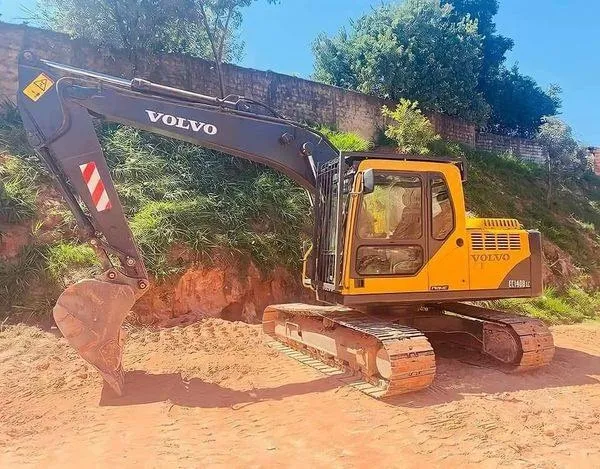 Escavadeira Volvo EC140 BLC
