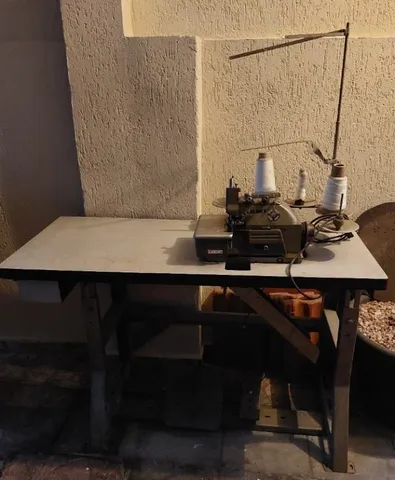 Máquina de Costura Overlock Juki Industrial
