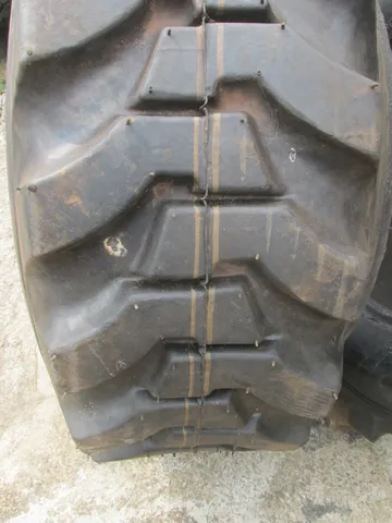 pneu retroescavadeira medida 19 5 24