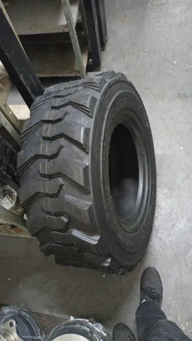 Pneus Pneumático 12-16.5 MRL