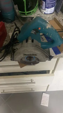 Makita e martelete