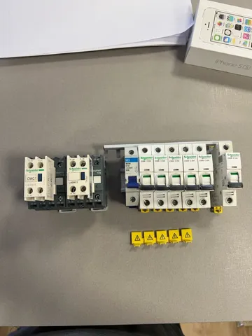 Contator e Disjuntor