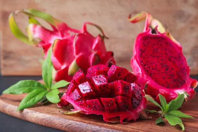 Mudas de Pitaya Vermelha e Branca