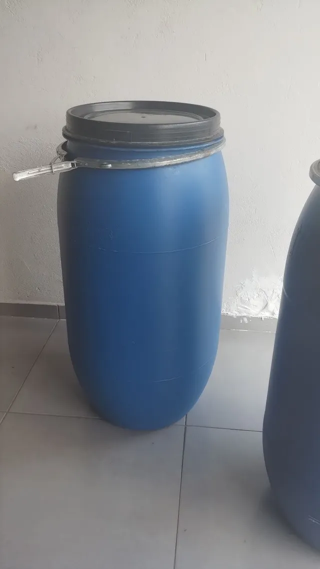 Tambor de plástico 200 litros 