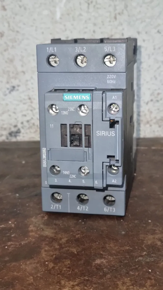 Contator Siemens 3RT2037/1AN10