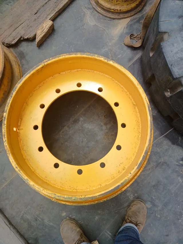 Rodas de pá carregadeira W20