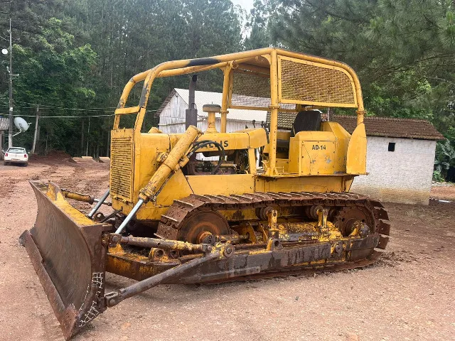 Trator de Esteiras Fiatallis AD14b ano 1973 importado 