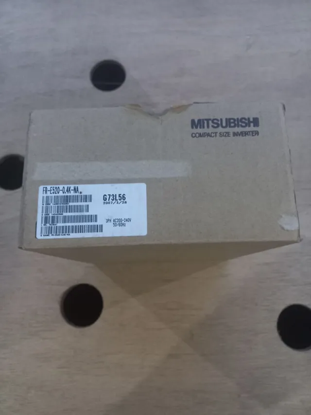 INVERTER MITSUBISHI FR 520 0.4K NA NOVO