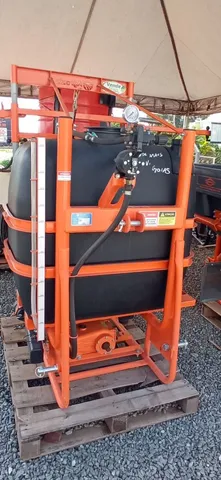 Pulverizador pecuário 600 lts 