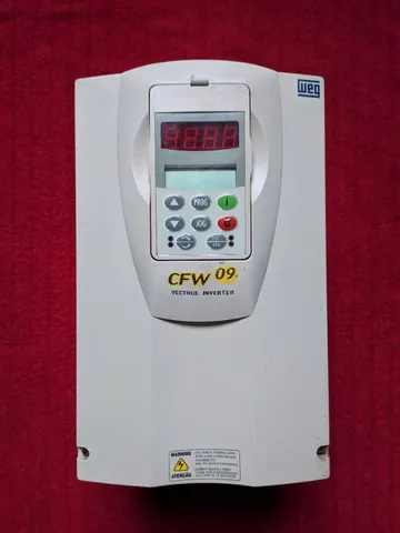 Inversor de frequência 10CV 220V 28A Weg CFW09
