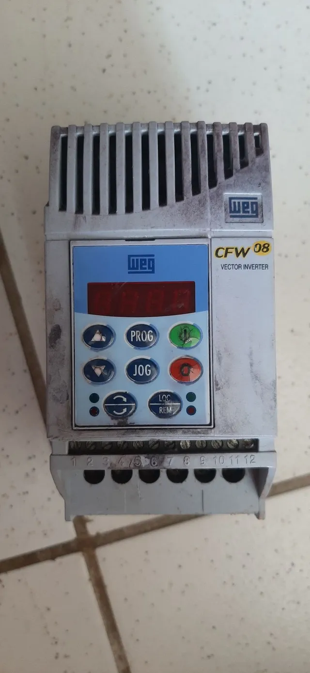 Inversor de frequência WEG CFW 08 VECTOR INVERTER