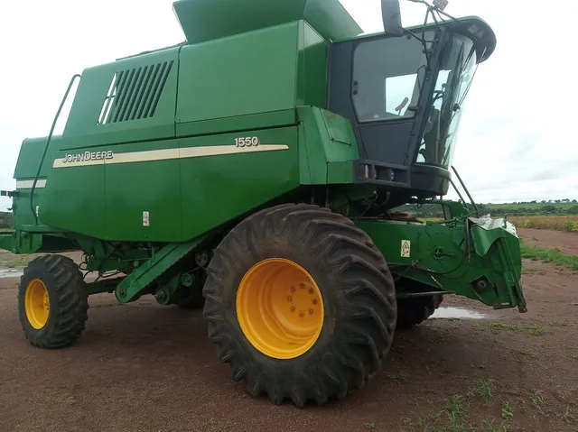 John Deere 1550