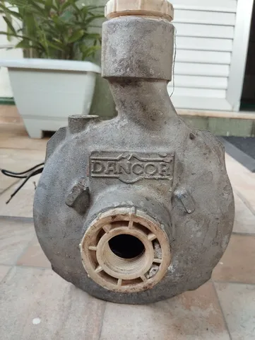 Bomba Centrífuga D'água. 3 CV De Potência.